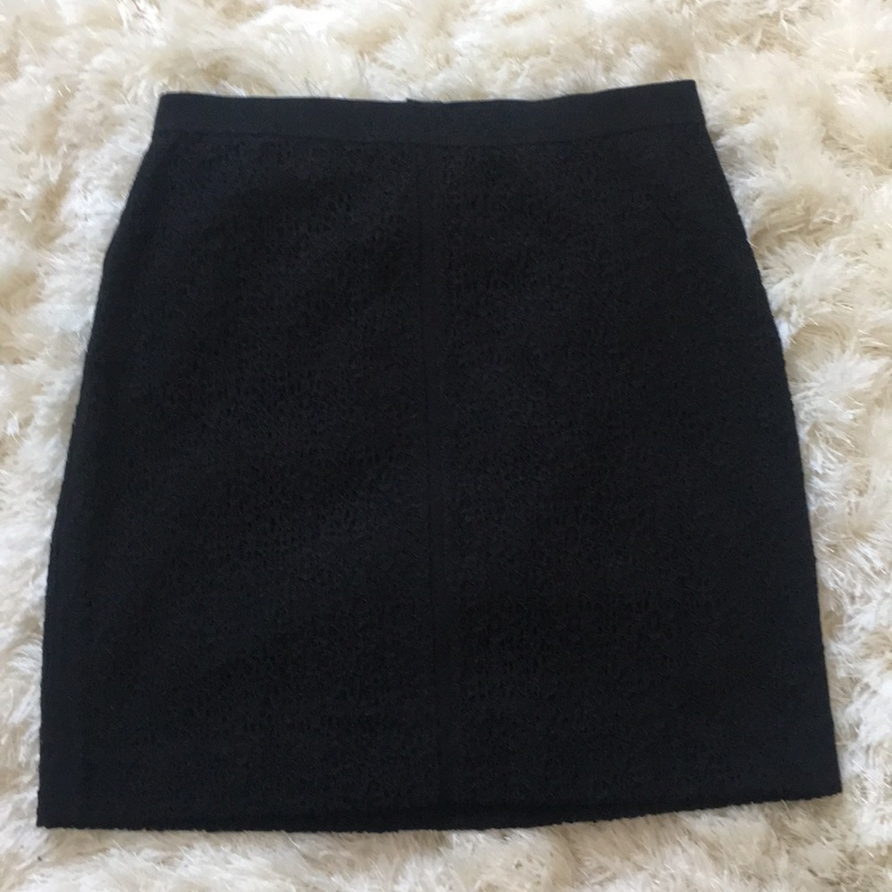 Like new, Ann Taylor black lace detail skirt